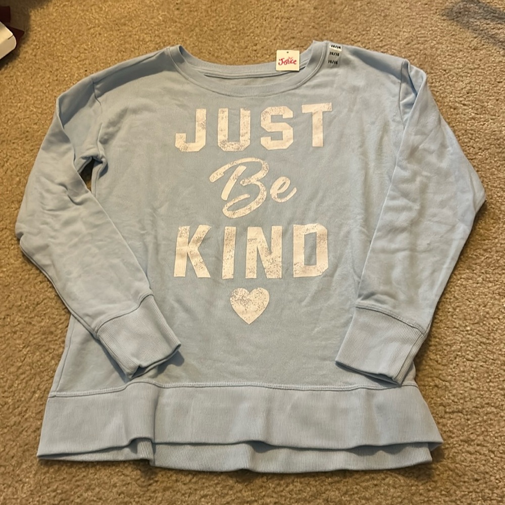 Justice crewneck, never worn with tags, size 14-16